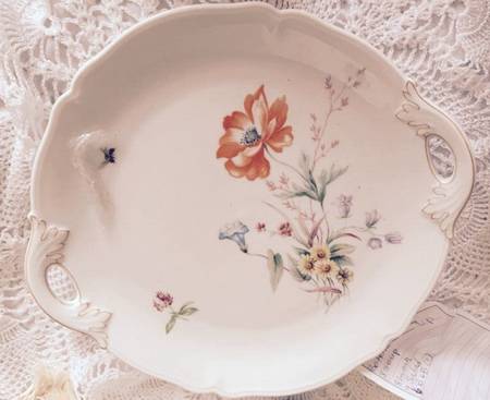 HUT2061 Handled Cake Plate