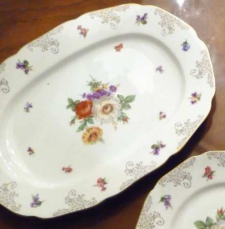 HUT2070 16" Oval Serving Platter