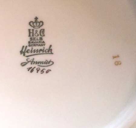 16950 Round Covered Vegetable