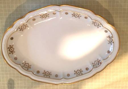 HUT2083 13" Oval Serving Platter