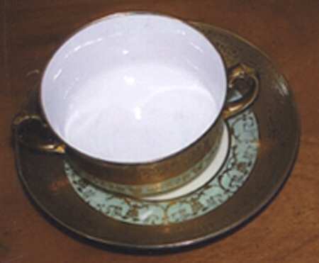 HC1228 Footed Cream Soup Bowl & Saucer Set