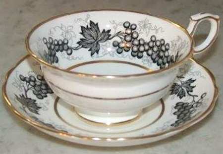 HAM126 Footed Cup & Saucer Set