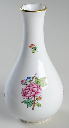 Victoria 6" Bud Vase