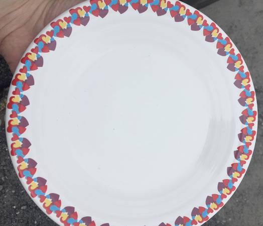 Fiesta Valentine Hearts by Homer Laughlin 