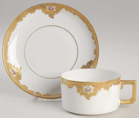 HC1235 Flat Cup & Saucer Set