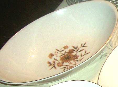Sunburst 10" Oval Vegetable Bowl