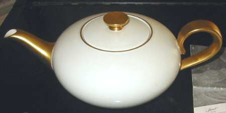 16292 Teapot & Lid