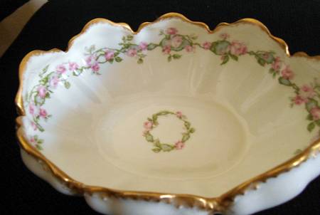 Schleiger 31-3 7" Oval Vegetable Bowl