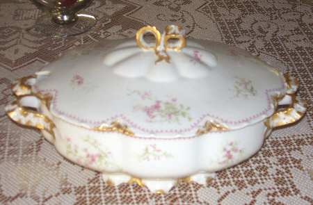 Schleiger 251-6 Round Covered Vegetable