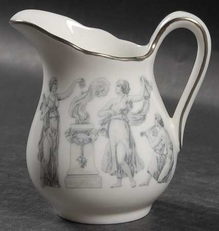 6100 Mini Creamer