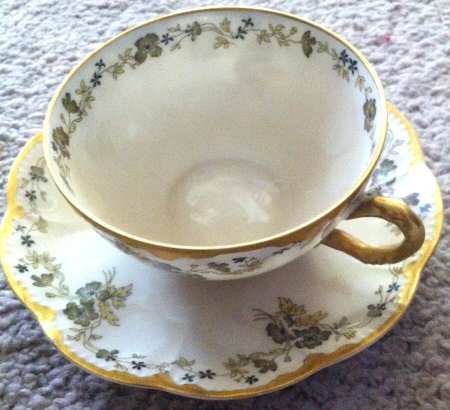 Schleiger 535-1 Flat Cup & Saucer Set