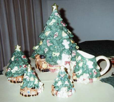 Christmas Tree Cookie Jar & Lid