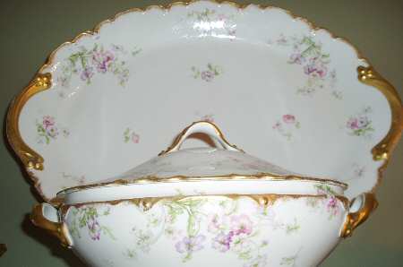 H4269 14" Oval Serving Platter