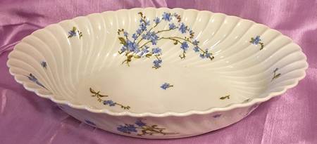 H4368 10" Oval Vegetable Bowl