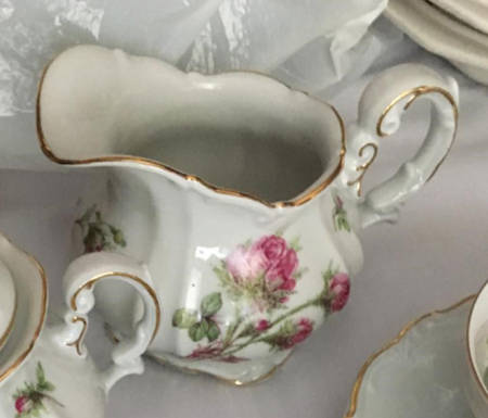 HEJ179 Creamer