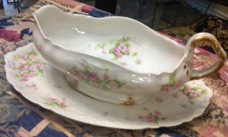Schleiger 338-6 Gravy Boat & Underplate