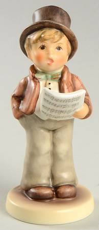 Lamplight Caroler by M.I. Hummel