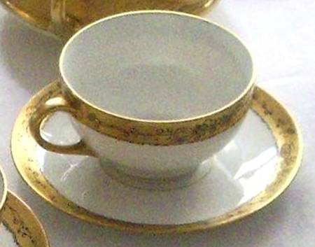 HUT2164 Flat Cup & Saucer Set