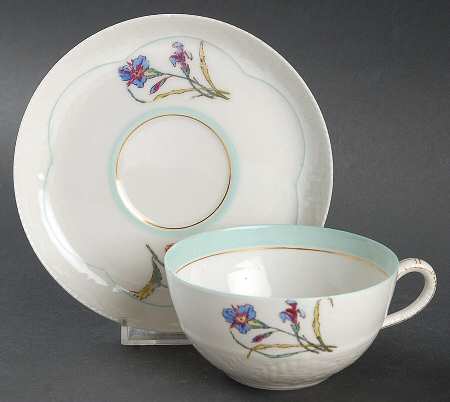 H4405 Flat Cup & Saucer Set