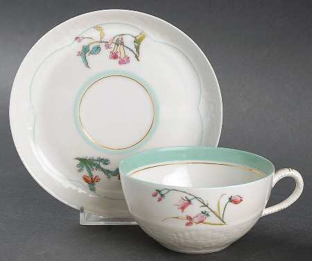 H4405 Flat Cup & Saucer Set