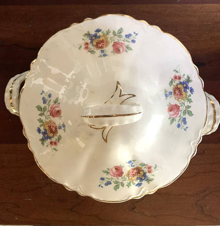 HLC3973 Round Covered Vegetable