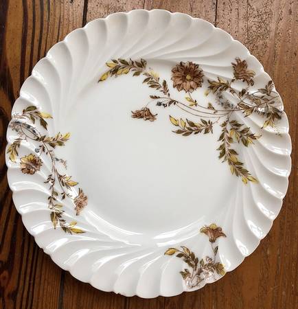H4455 Luncheon Plate