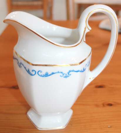 5605 Creamer