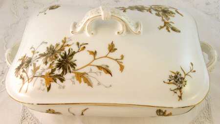 Schleiger 1154-7 Rectangular Covered Vegetable