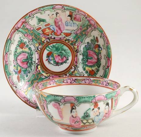 HKO9 Flat Cup & Saucer Set