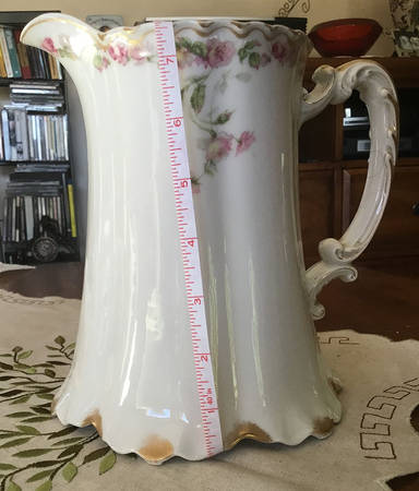 Schleiger 497-12 22 Oz Pitcher