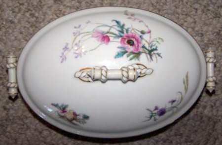 H4290 Oval Covered Vegetable