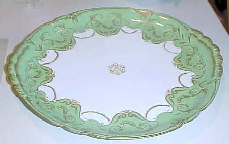 H4502 Handled Cake Plate