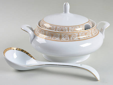 Medici Tureen & Lid w/Ladle