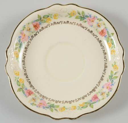VR204 Saucer