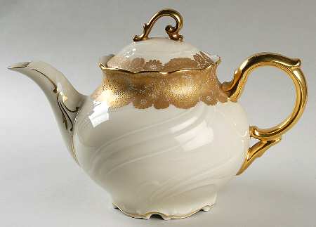 0276 Teapot & Lid