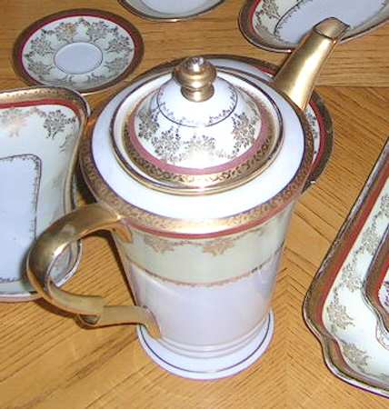 Coin Gold Coffee Pot & Lid