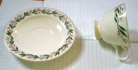 HLC4019 Footed Cup & Saucer Set