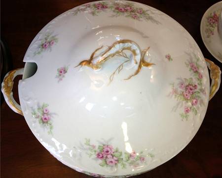 H4560 Tureen &  Lid