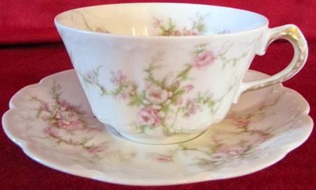 Schleiger 154-7 Flat Cup & Saucer Set