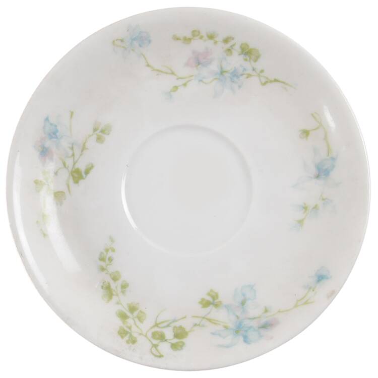 H4592 Saucer