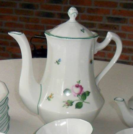 8717-42 Coffee Pot & Lid