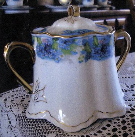 HUT2356 Sugar Bowl & Lid