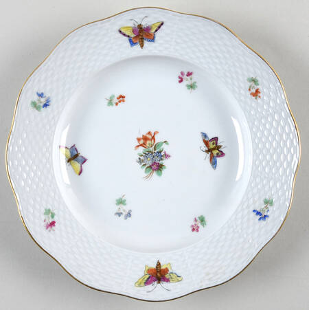 HER85 Dessert Luncheon Plate