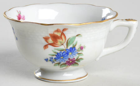 HER85 Footed Demitasse Cup
