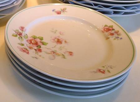 HUT2367 Salad Plate