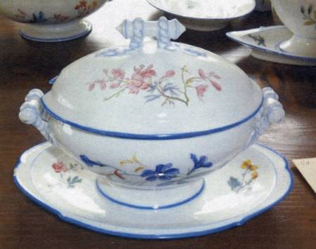 2022-1 Sauce Boat & Lid with Underplate