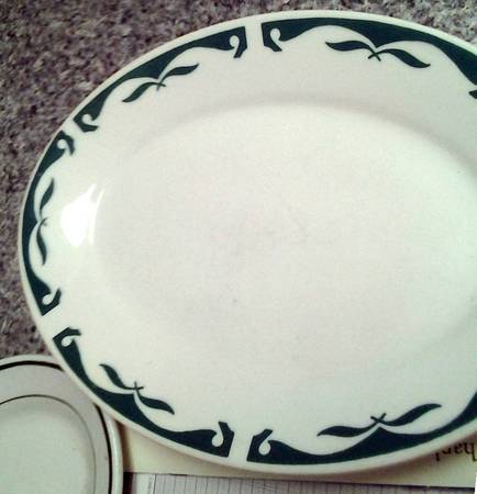 Green Wing 13" Oval Serving Platter