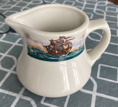 HLC2719 Creamer