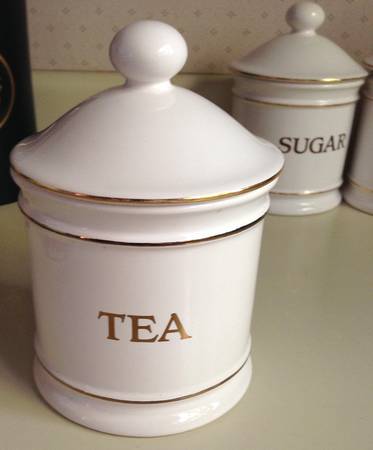 Regency White Tea Canister & Lid