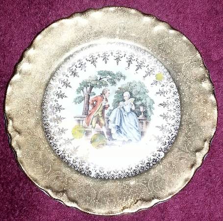 GEO12  Dinner Plate